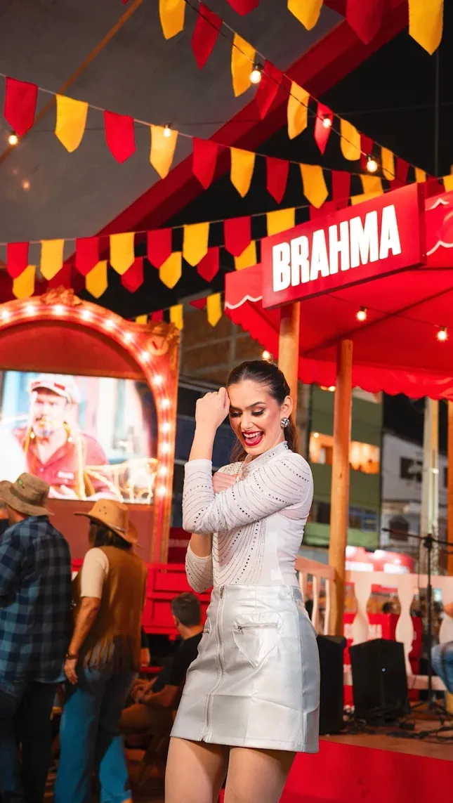 Beatriz Vilar em ativação ou evento relacionado à Brahma